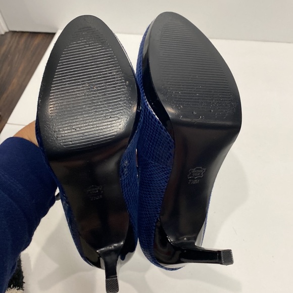 WHBM Pumps - Picture 10 of 11